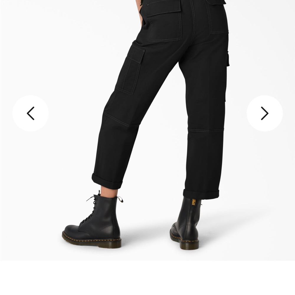 NWT Dickies Black Cropped Women's Cargo Pants - Picture 2 of 7